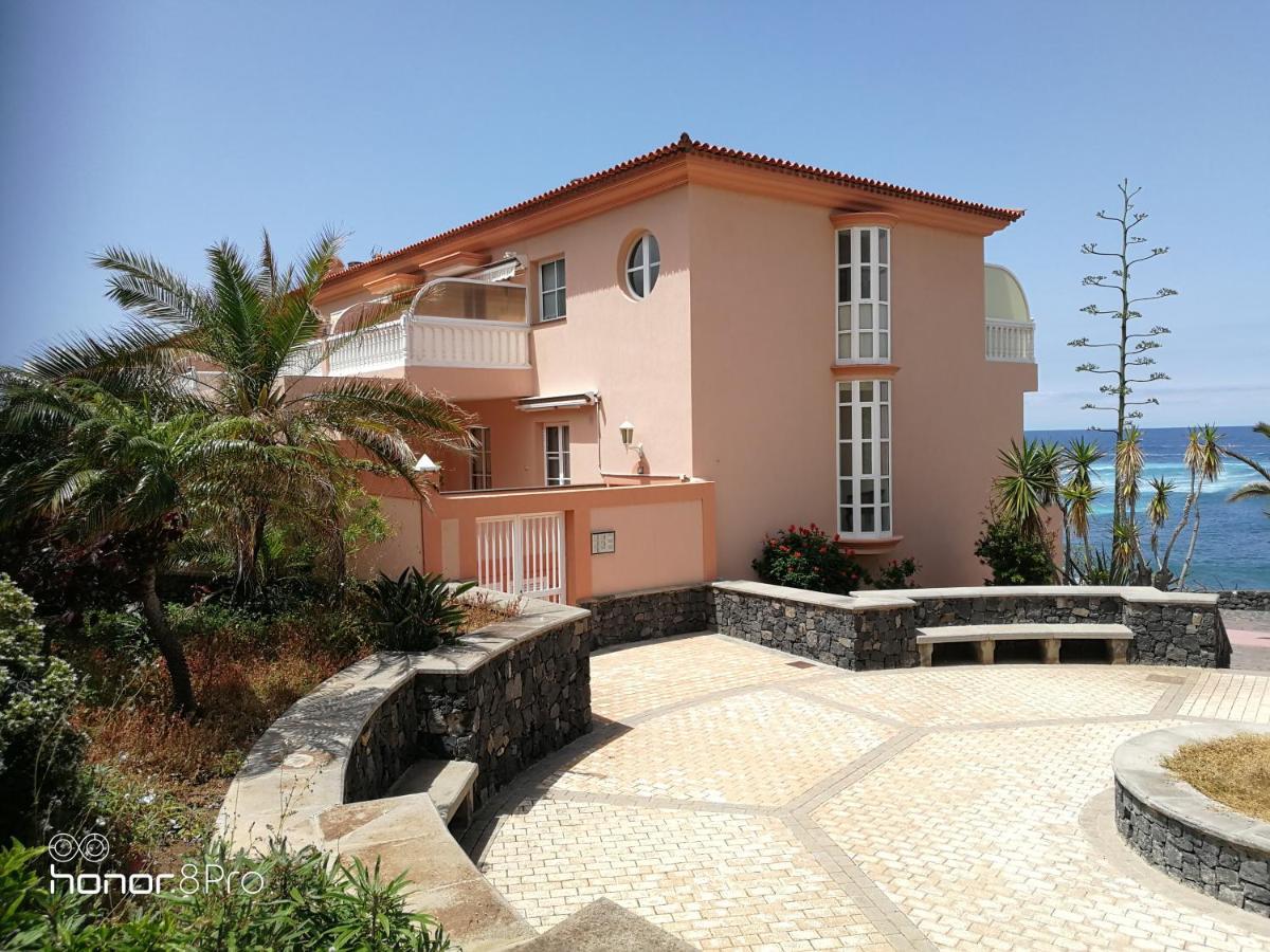 Апартаменты The Terrace On The Sea Калета-де-Интериан Экстерьер фото